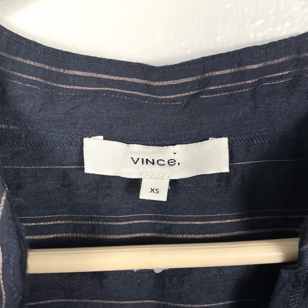 Vince Women's XS Navy Blue Striped Drapey Short Sleeve Shirred Top - Picture 5 of 6
